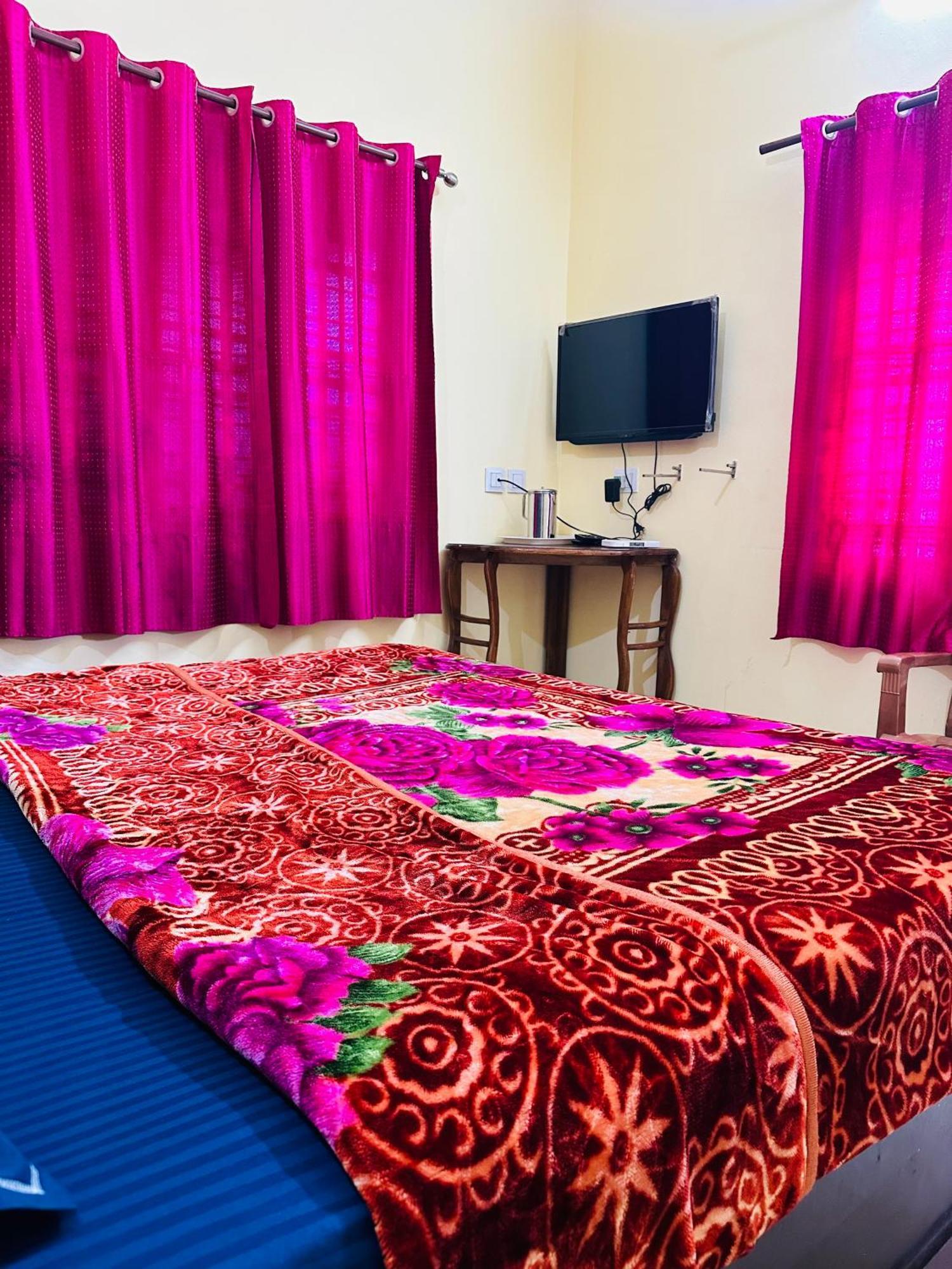 G Mount Budget Stay Munnar Ngoại thất bức ảnh